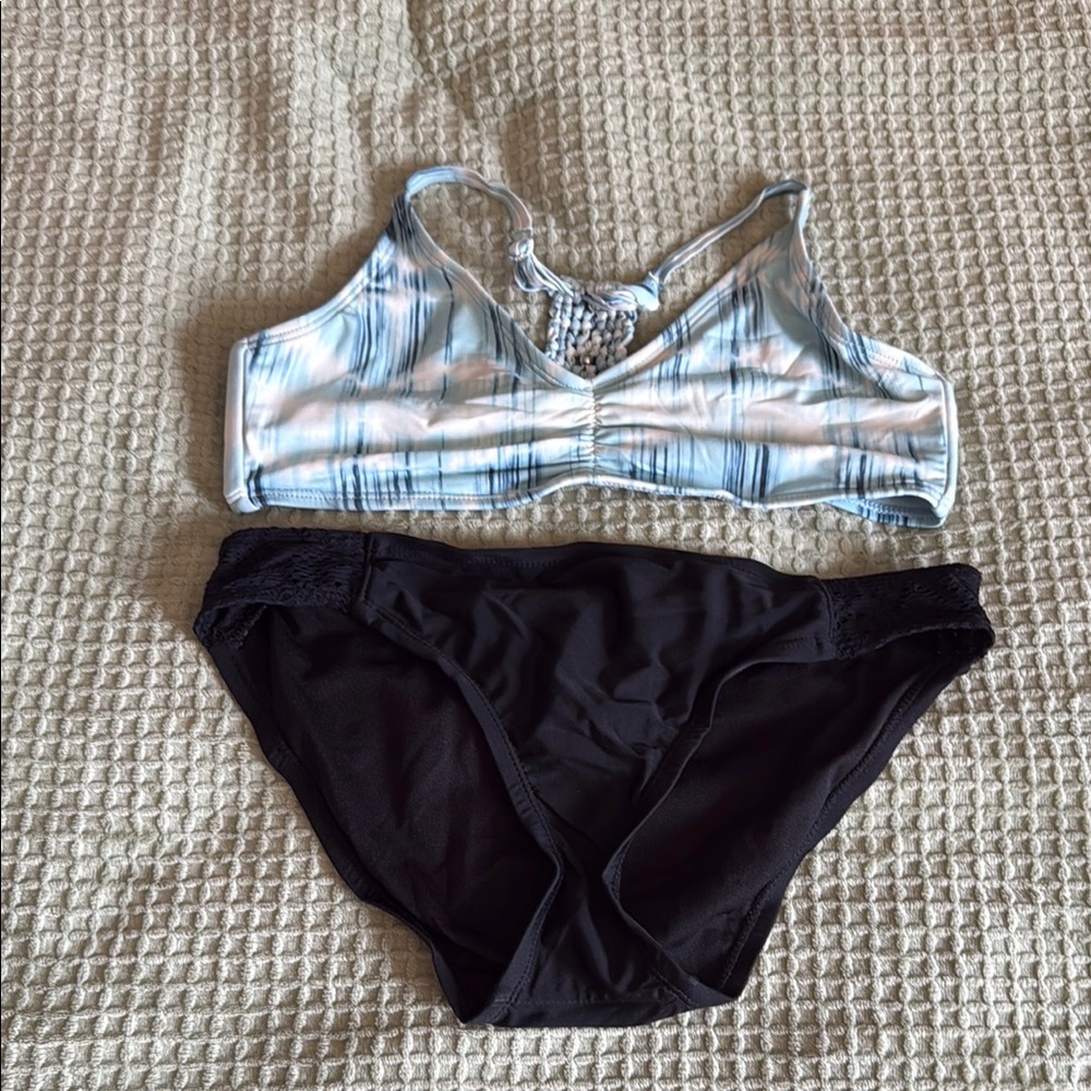 Stylish Blue and Black Women's Swim Set